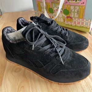 Reebok Suede sneakers
